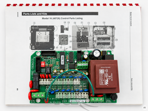 Płyta sterująca na instrukcji technicznej.png